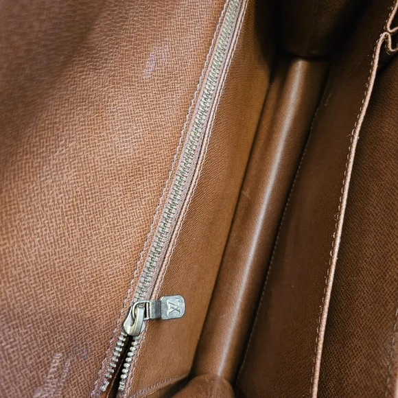 Louis Vuitton Cognac and Dark Brown Wallet - Picture 16 of 16